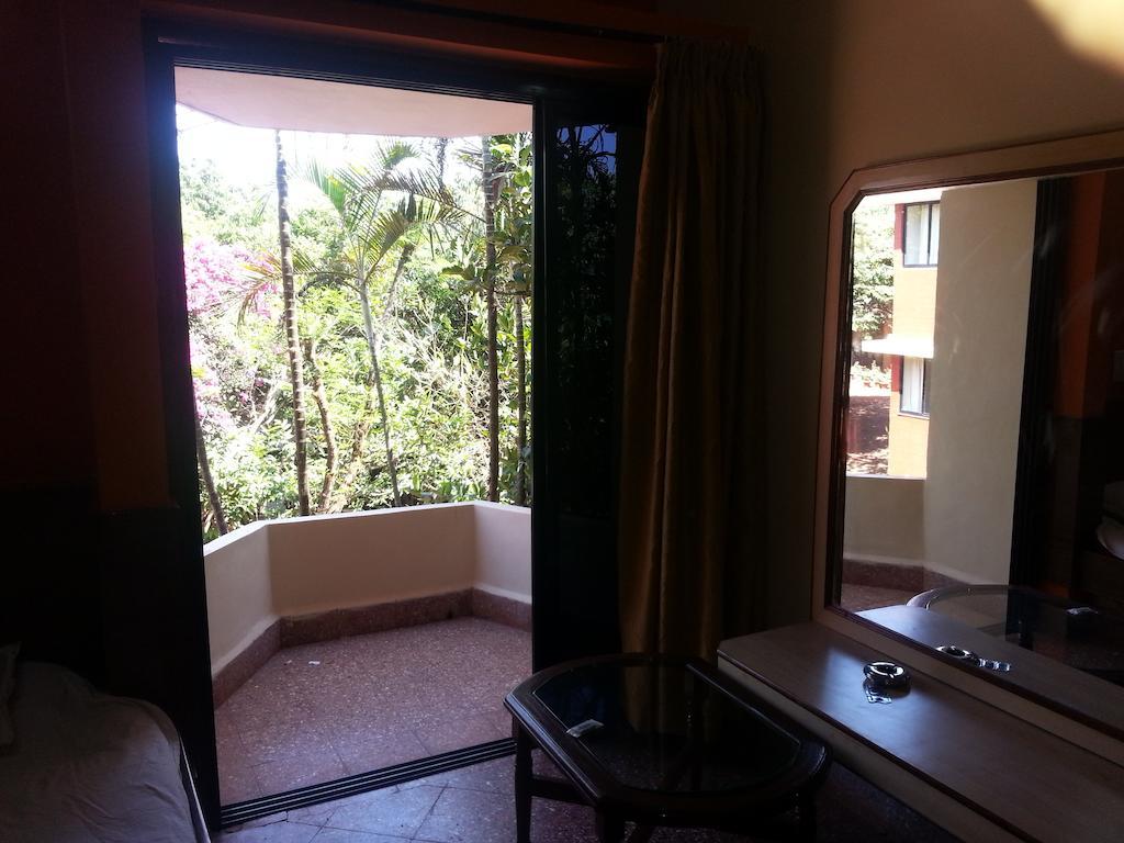 Hotel Tree Top Mahābaleshwar Exterior foto